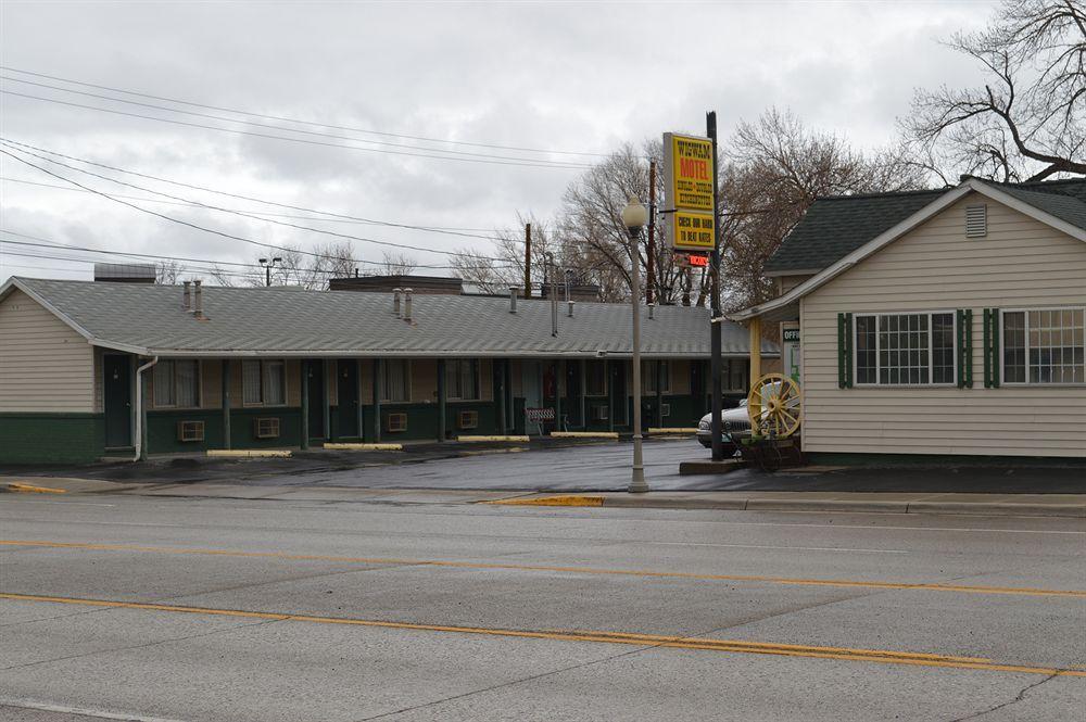 Wigwam Motel Cody Esterno foto